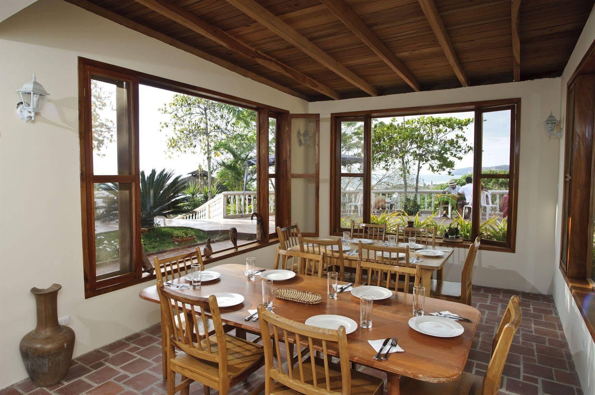 Ocean View Happy Hill Hotel Olón Екстериор снимка