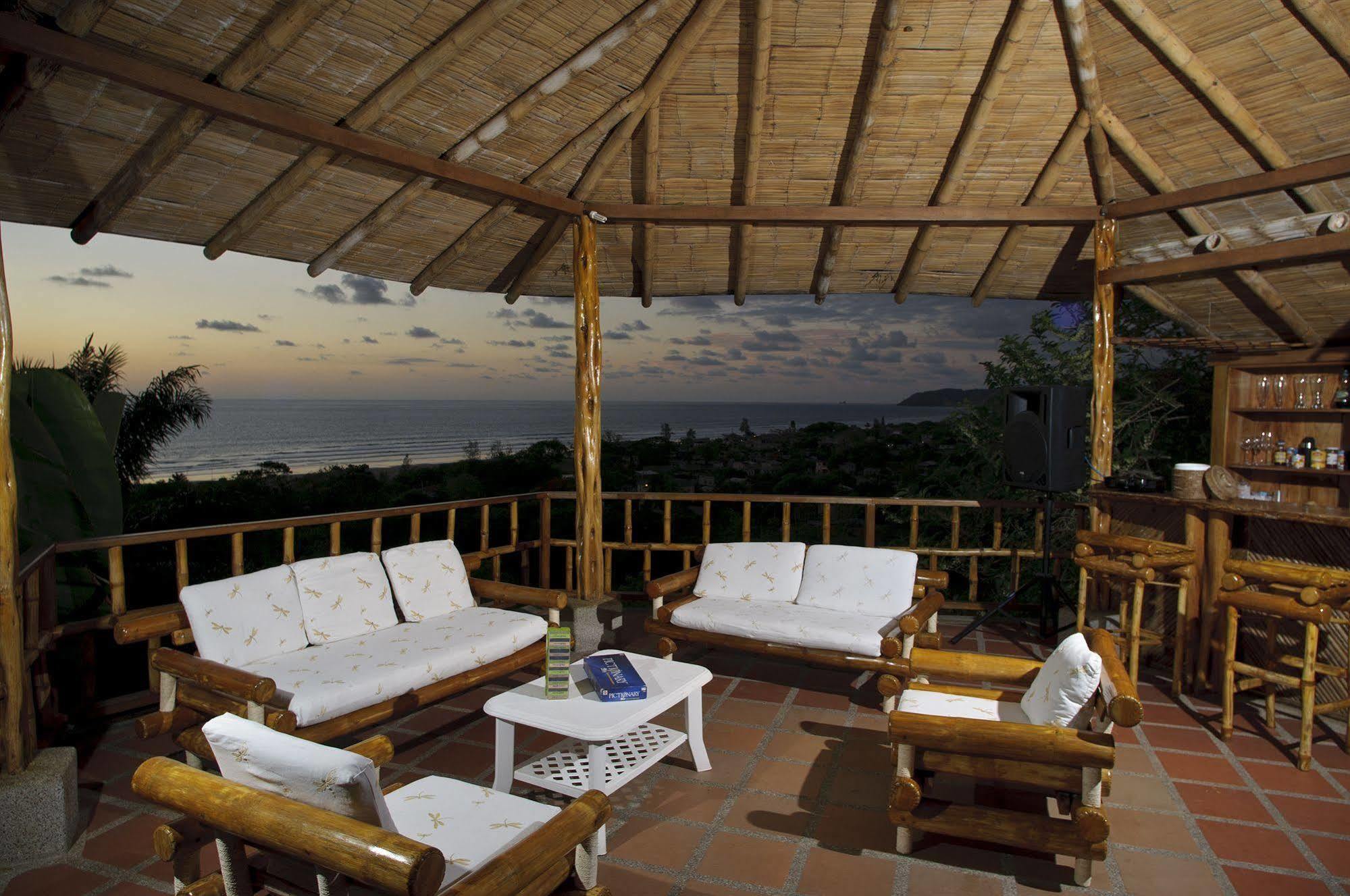 Ocean View Happy Hill Hotel Olón Екстериор снимка